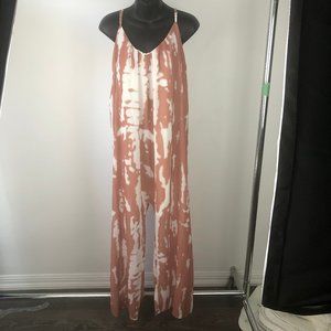 2/$25👗 Tie Dye jumpsuit